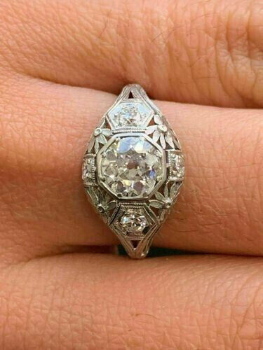 14K White Gold Diamond Ring I382