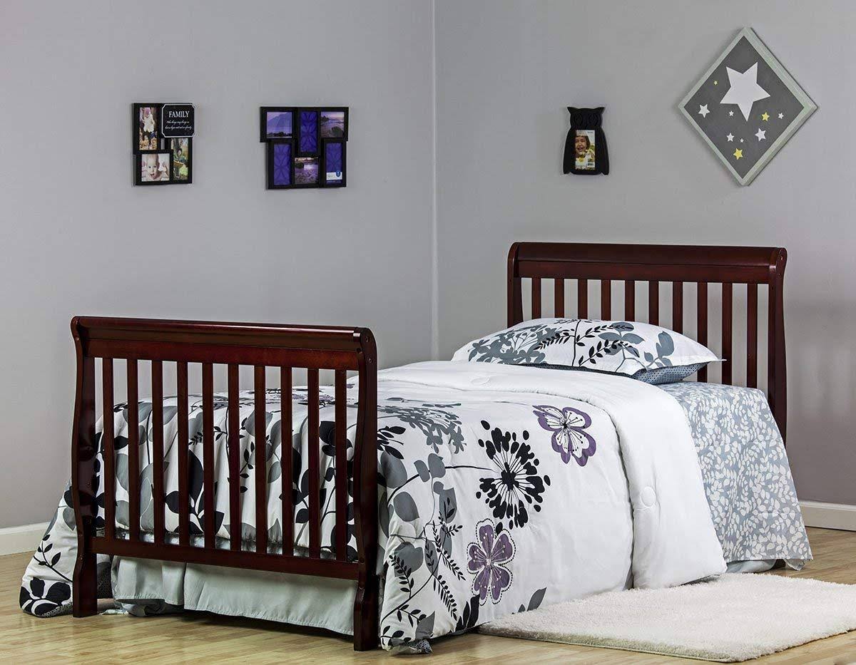 4 in 1 Convertible Mini Crib O9075