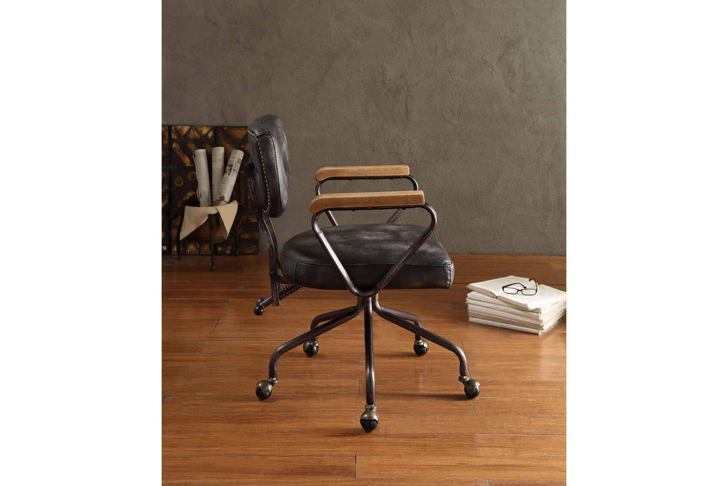 Vintage Black Leather Executive Office Chair Q52273