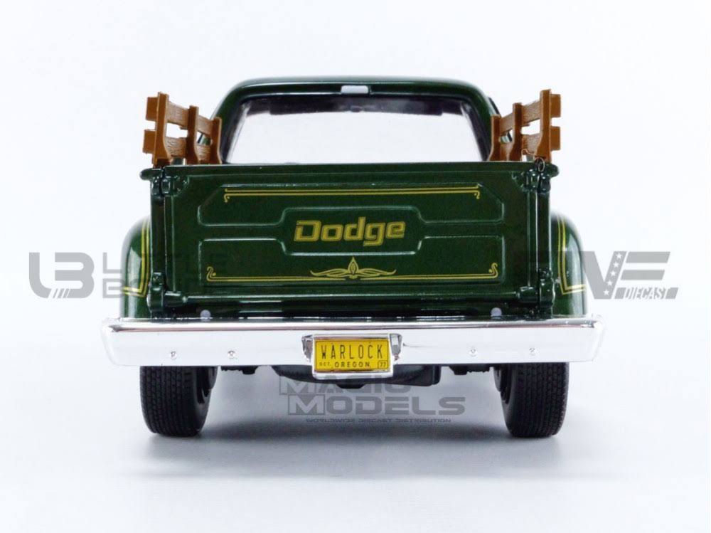 Medium Green Stepside Pickup Truck F70541
