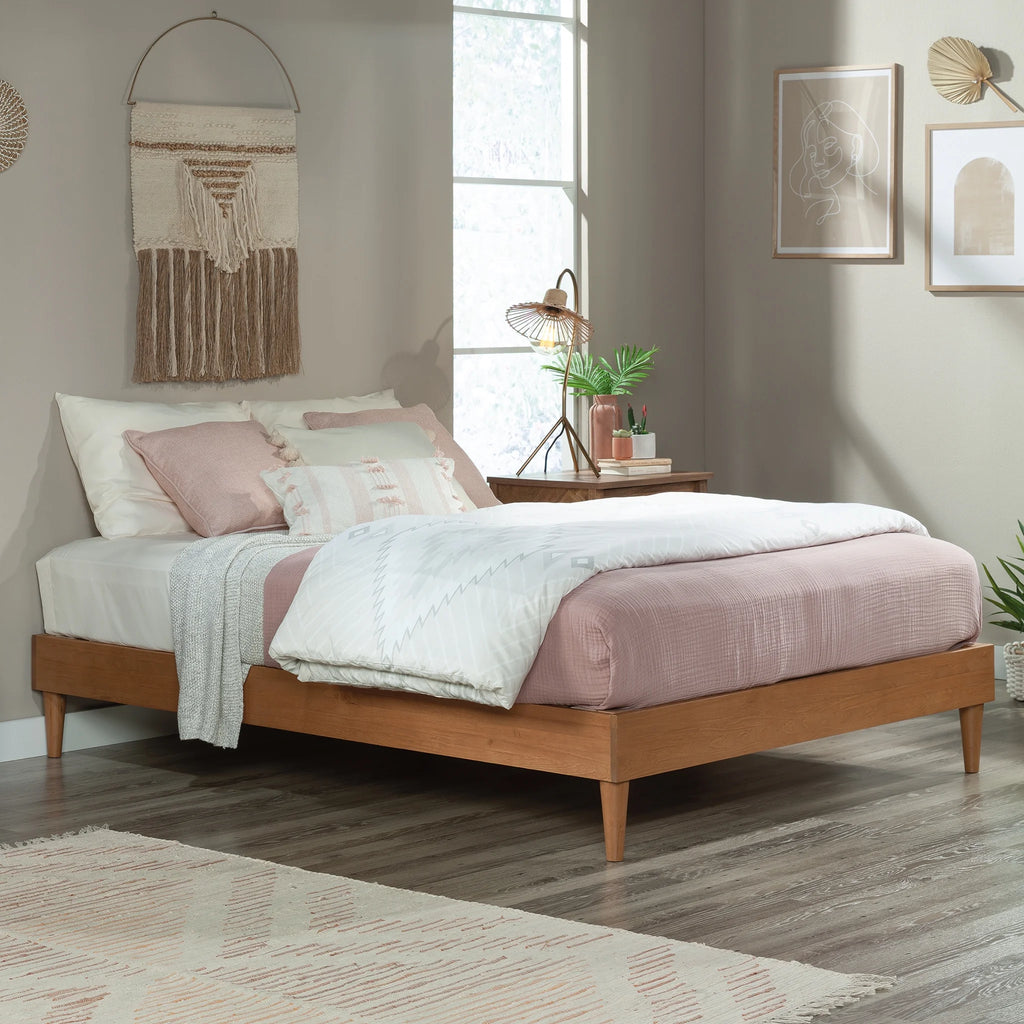 Queen-Size Solid Wood Platform Bed D5119