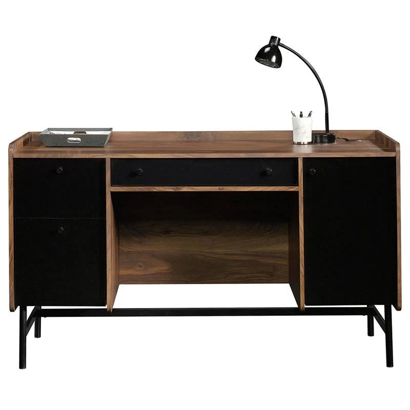 Grand Walnut Writing Desk W401