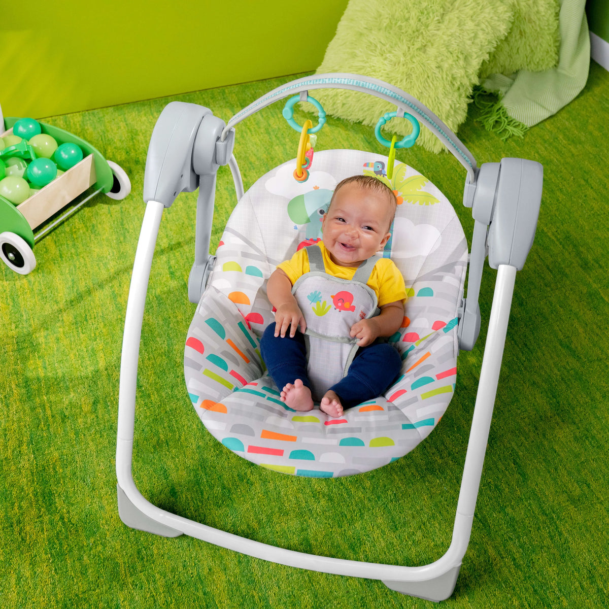 Portable Compact Baby Swing with Toys M7182