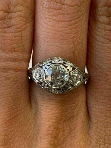14K White Gold Diamond Ring I382