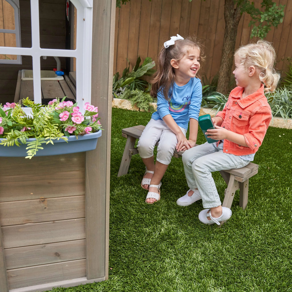 Wooden Outdoor Playhouse with Kitchen K825882