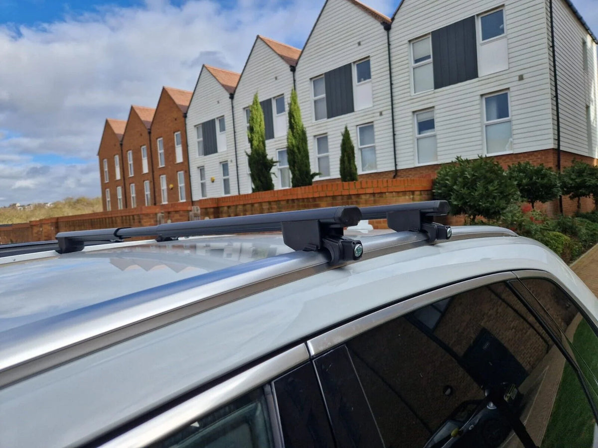 Silver Telescopic Roof Racks Cross Bars Luggage Carrier Set F745737