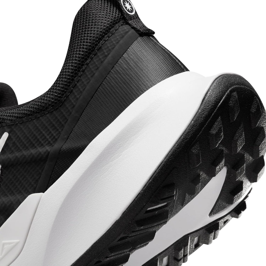 Black/White Trail-Running Shoes T920417