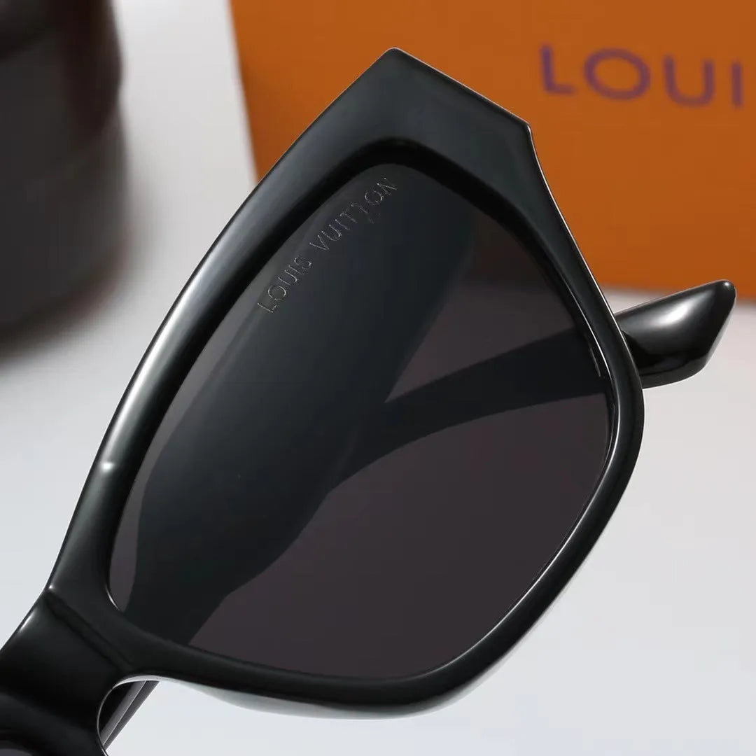 L Letter Sunglasses S46978