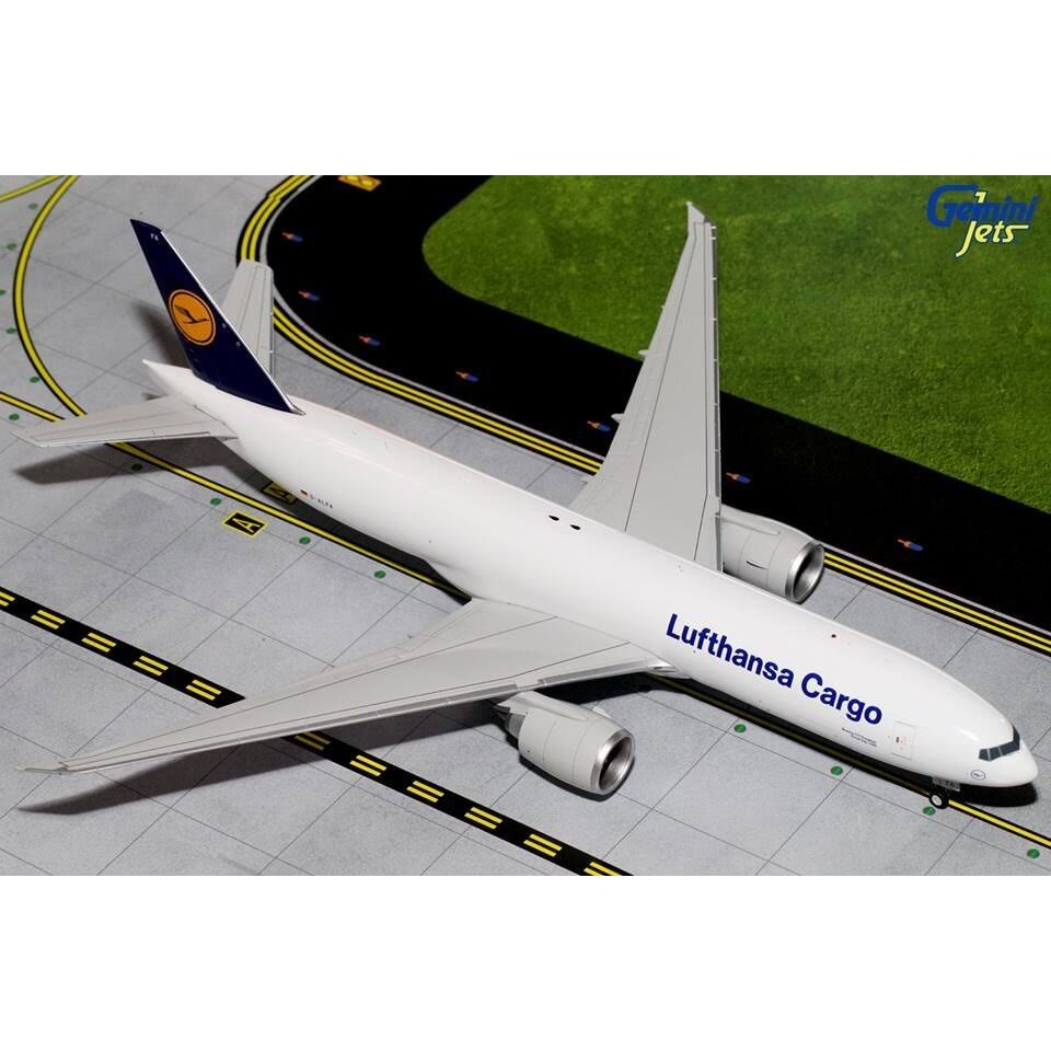 1 200 Lufthansa Cargo 777F G26529