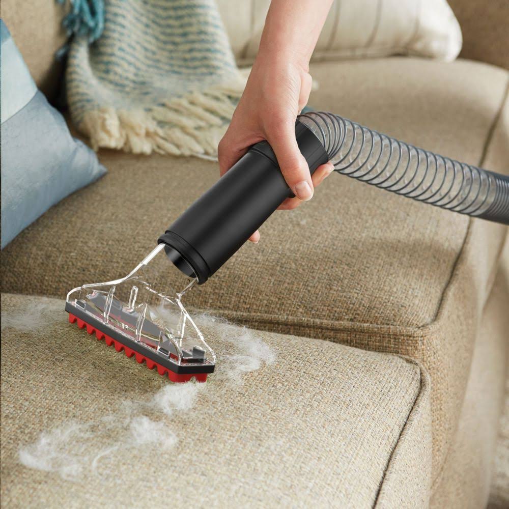 Upright Bagless Vacuum L661