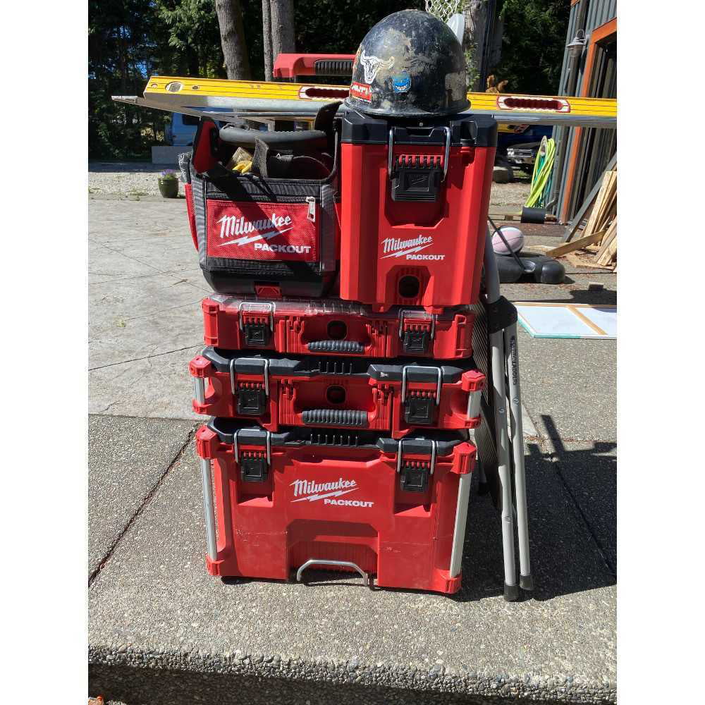 22 in. Large Tool Box T7029