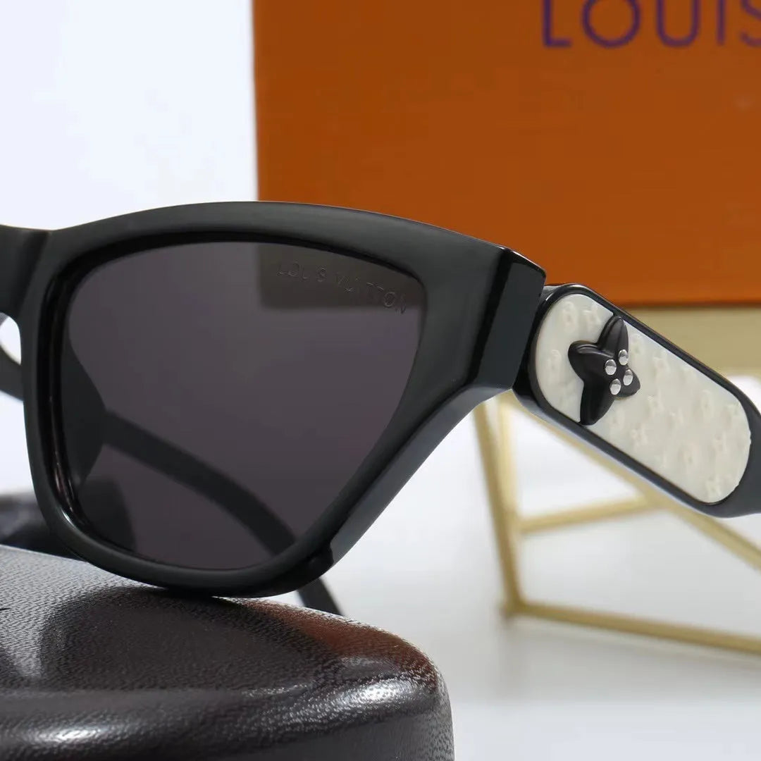 L Letter Sunglasses S46978