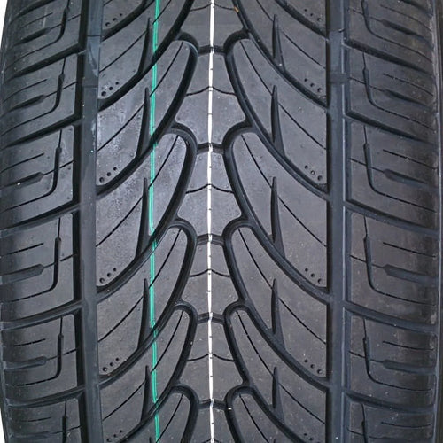 285/45R22 114V XL All Season M+S SUV/Pickup Tires Y51985