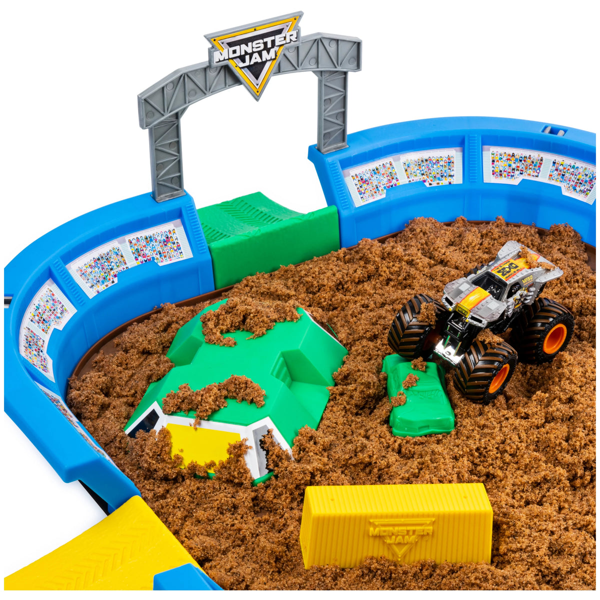 24-Inch Playset with 2lbs of Monster Dirt and 1:64 Scale Die-Cast Truck R785