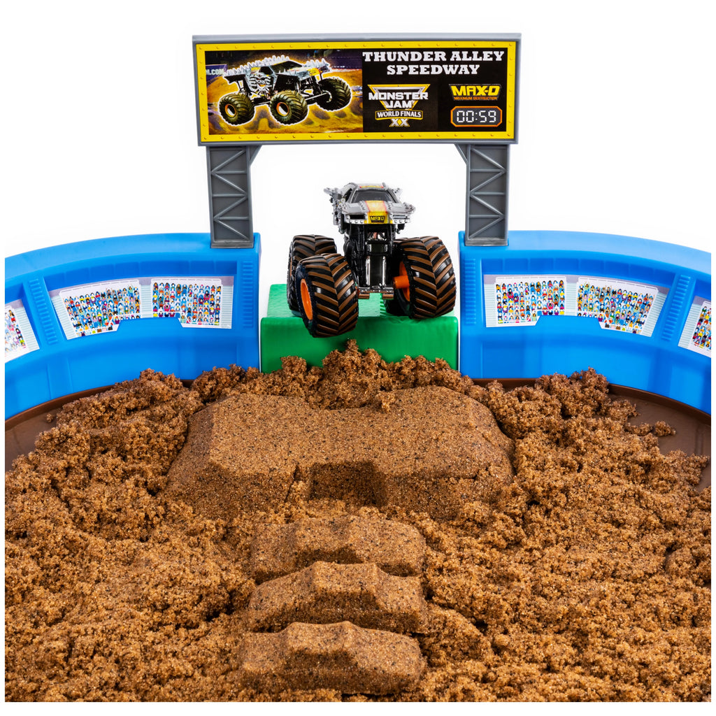 24-Inch Playset with 2lbs of Monster Dirt and 1:64 Scale Die-Cast Truck R785